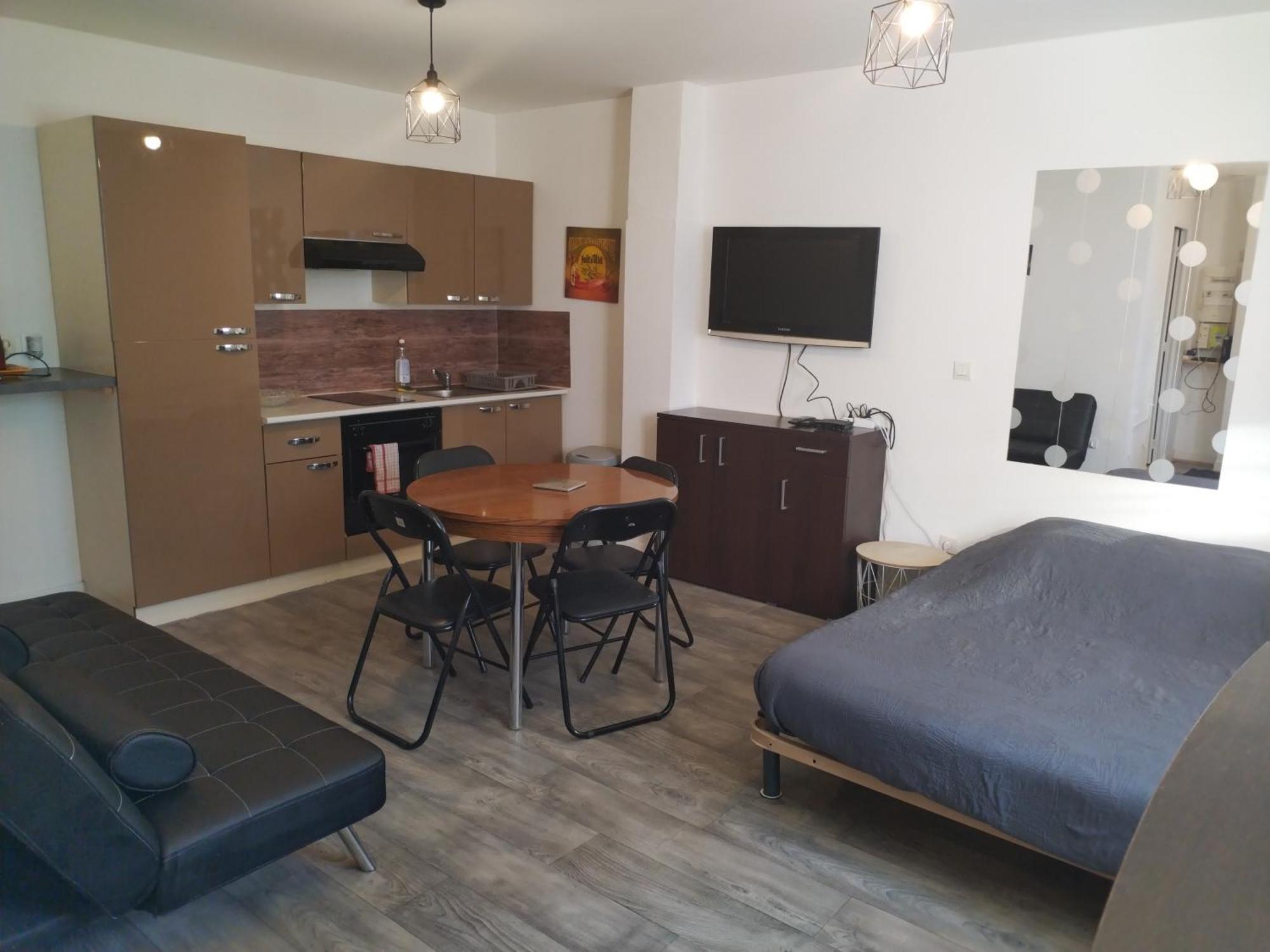 Studio Proche De La Gare Et Du Centre Ville Châlons-en-Champagne Eksteriør billede