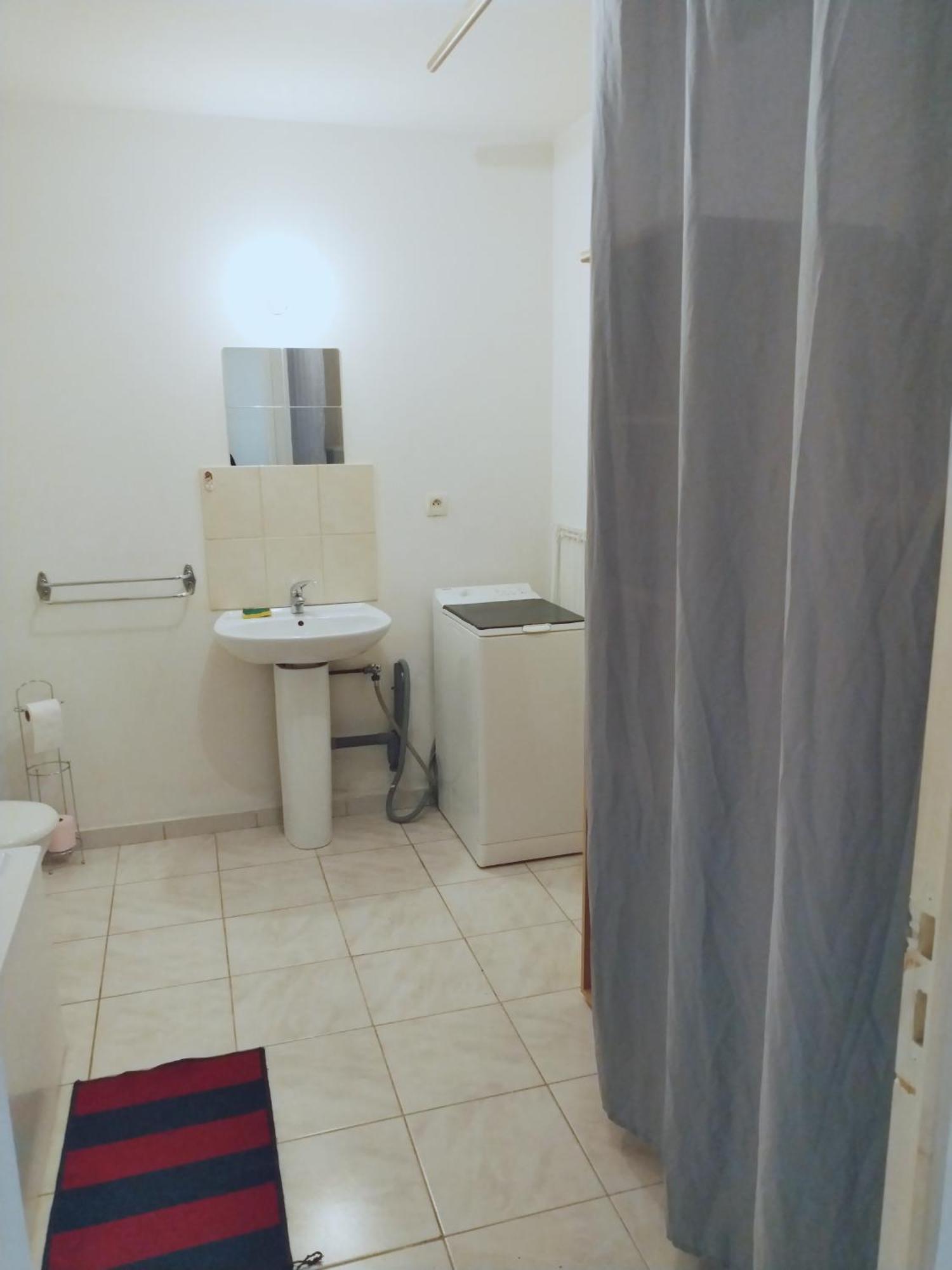 Studio Proche De La Gare Et Du Centre Ville Châlons-en-Champagne Eksteriør billede